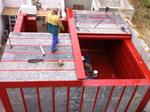 Construction site of a strongroom from above